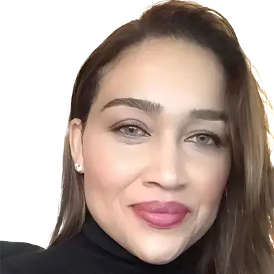 Candice V., Finance and Tax Specialist